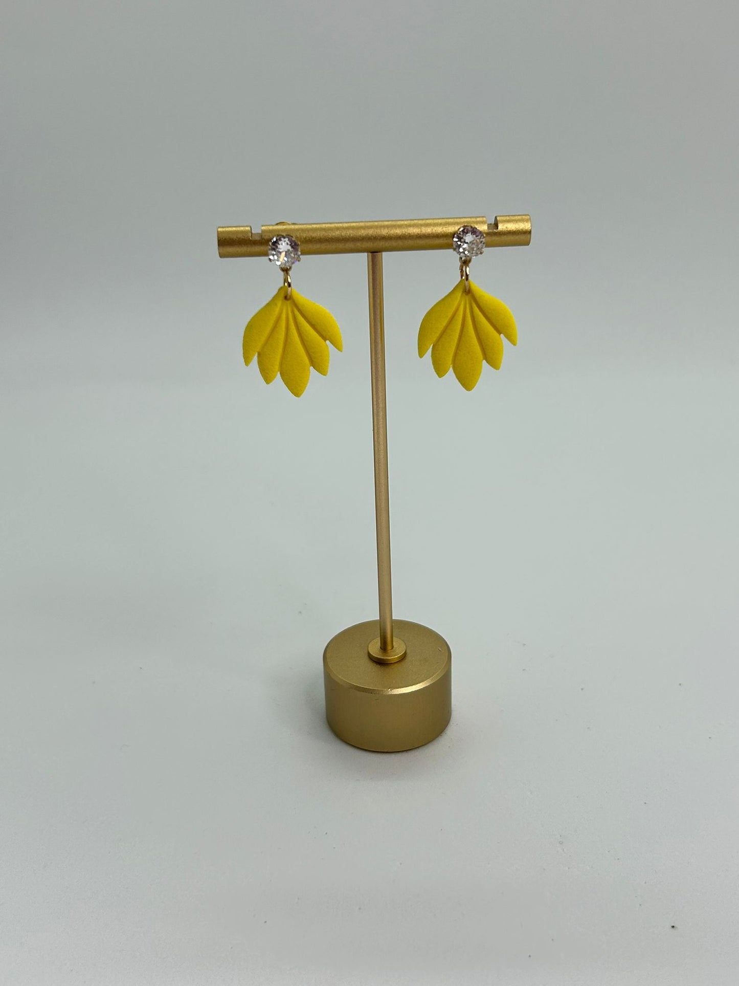 Clay Shell Earring - Yellow