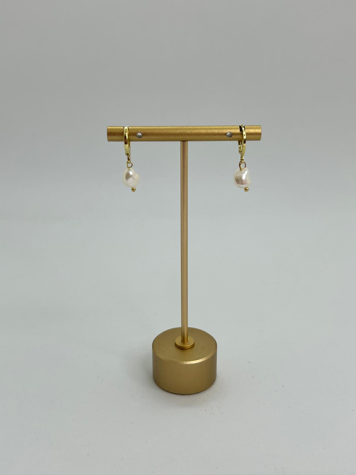 Freshwater Pearl Drop Earring