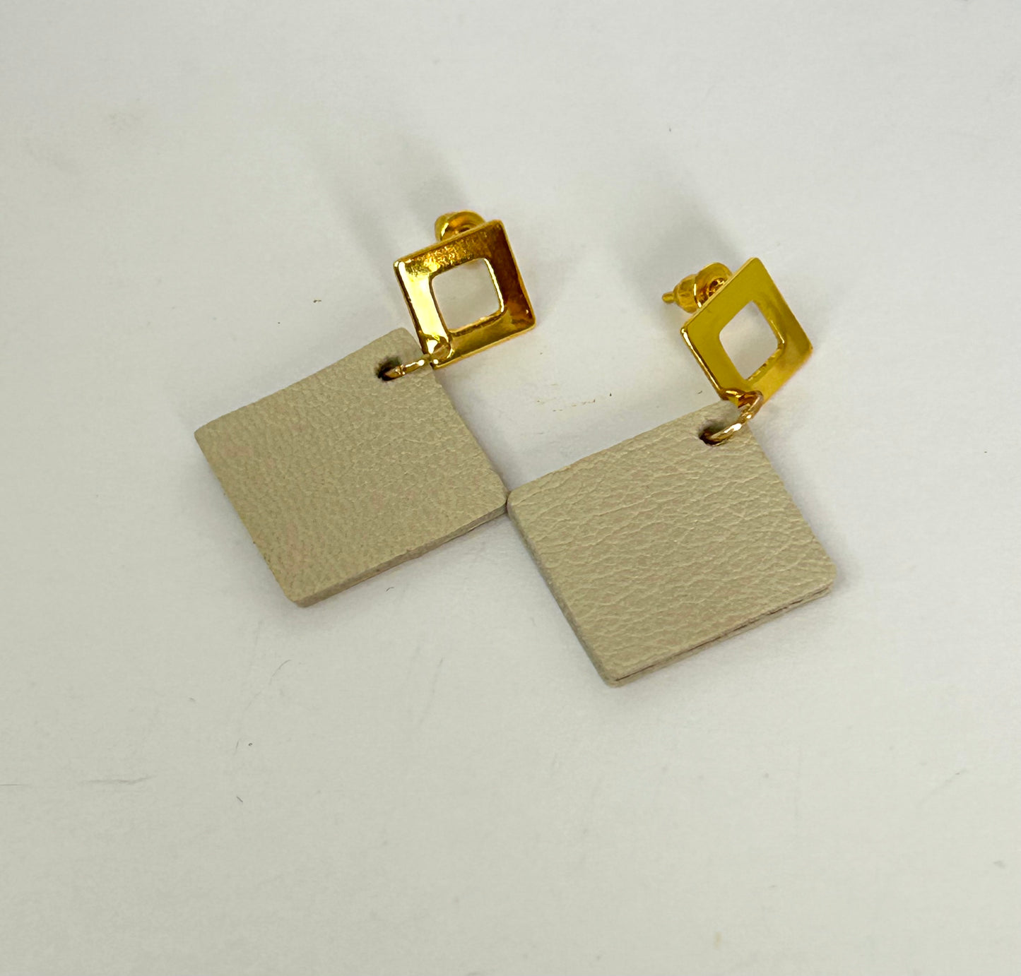 Leather Square [Beige]